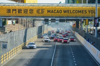 现代